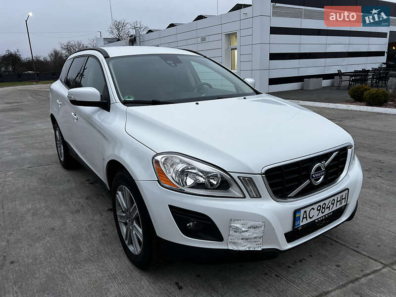 Позашляховик / Кросовер Volvo XC60 2009 в Вараші