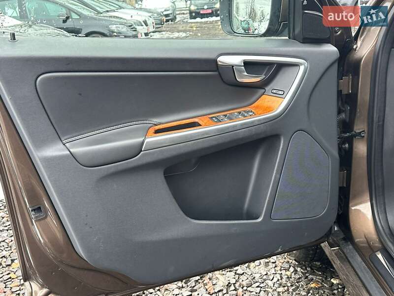 Позашляховик / Кросовер Volvo XC60 2016 в Луцьку фото 11 Позашляховик / Кросовер Volvo XC60 2016 в Луцьку