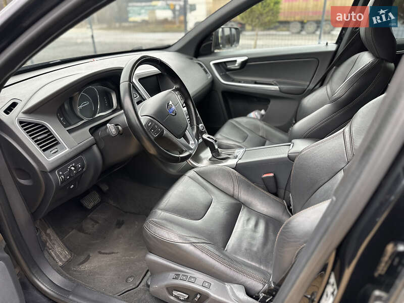 Позашляховик / Кросовер Volvo XC60 2015 в Львові