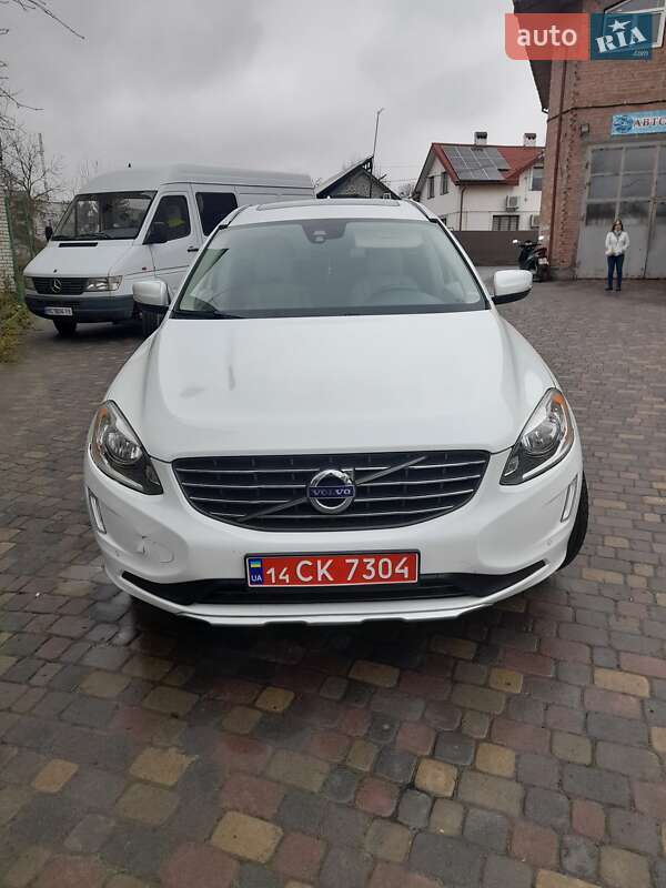 Позашляховик / Кросовер Volvo XC60 2016 в Львові