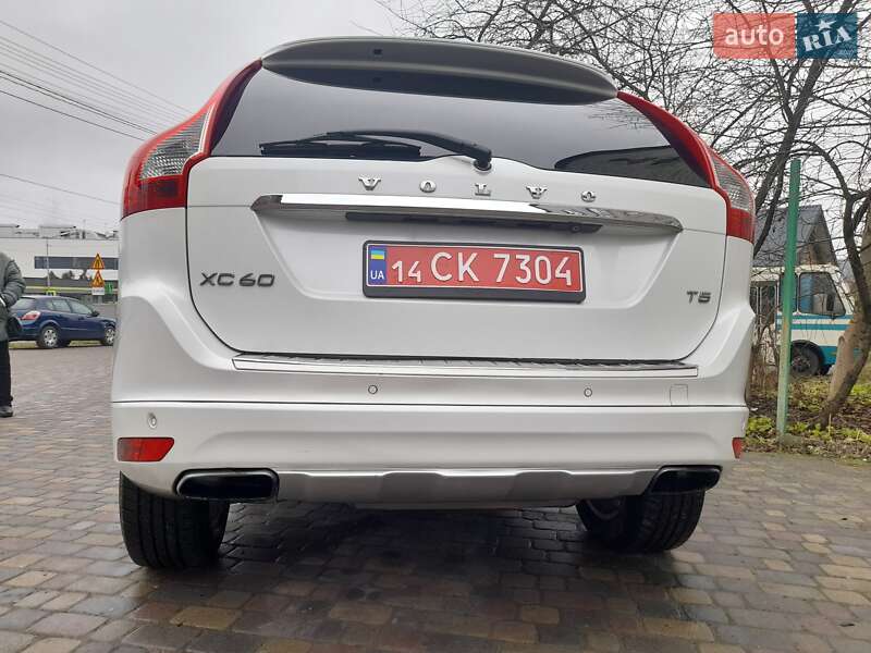 Позашляховик / Кросовер Volvo XC60 2016 в Львові