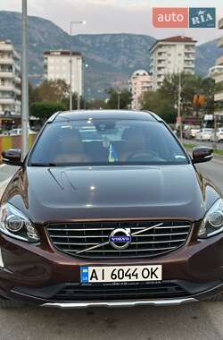 Внедорожник / Кроссовер Volvo XC60 2015 в Бобрике