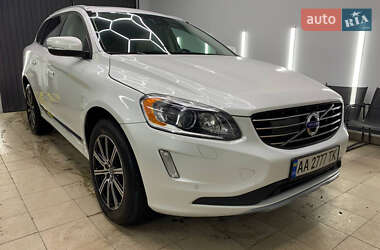 Внедорожник / Кроссовер Volvo XC60 2015 в Киеве