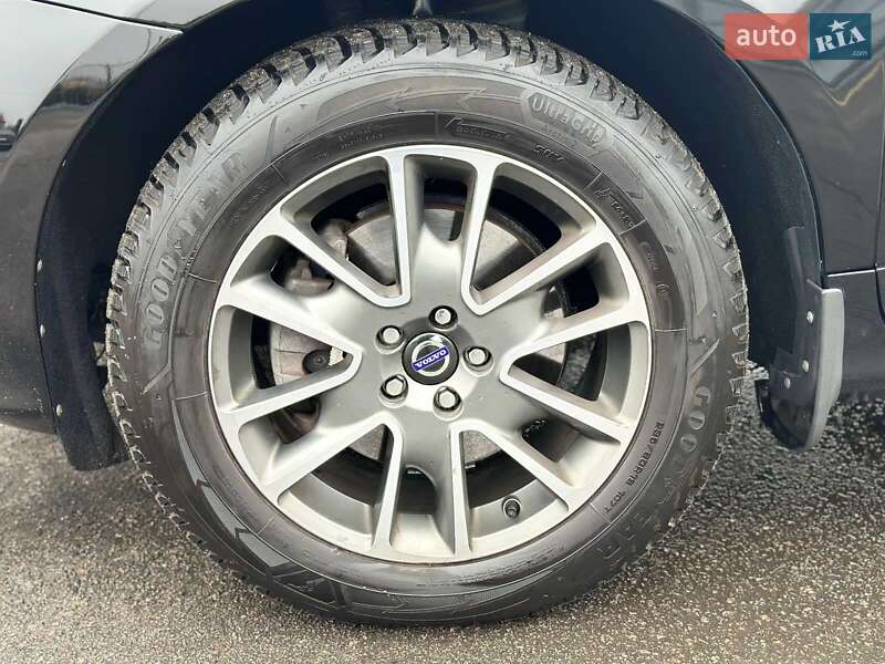 Позашляховик / Кросовер Volvo XC60 2014 в Полтаві