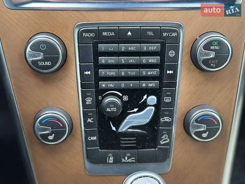 Позашляховик / Кросовер Volvo XC60 2014 в Полтаві