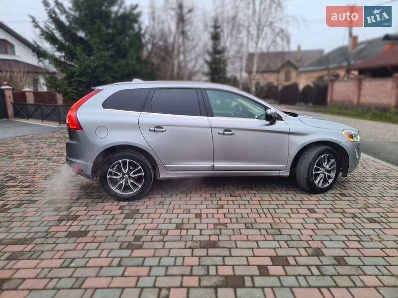 Внедорожник / Кроссовер Volvo XC60 2011 в Ивано-Франковске