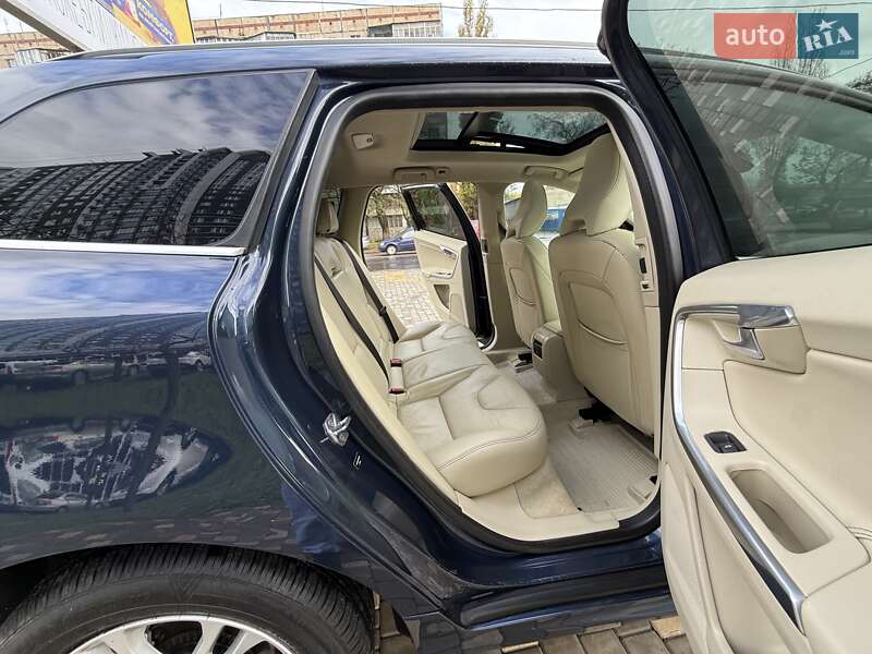 Внедорожник / Кроссовер Volvo XC60 2014 в Одессе