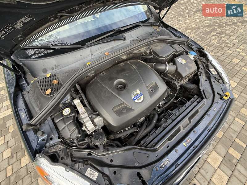 Внедорожник / Кроссовер Volvo XC60 2014 в Одессе