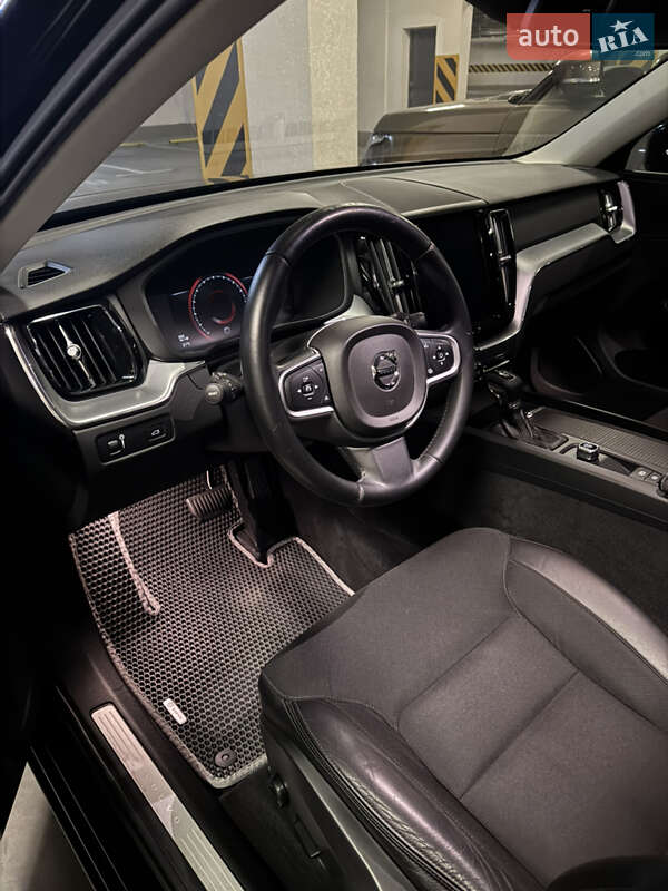 Позашляховик / Кросовер Volvo XC60 2018 в Києві