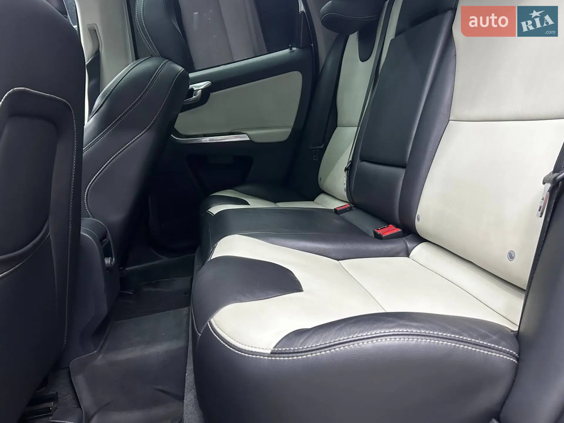 2016 Volvo XC60 - мініатюра 14