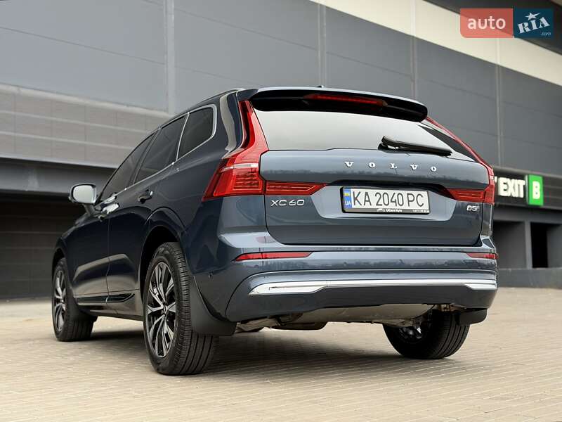 Внедорожник / Кроссовер Volvo XC60 2023 в Киеве