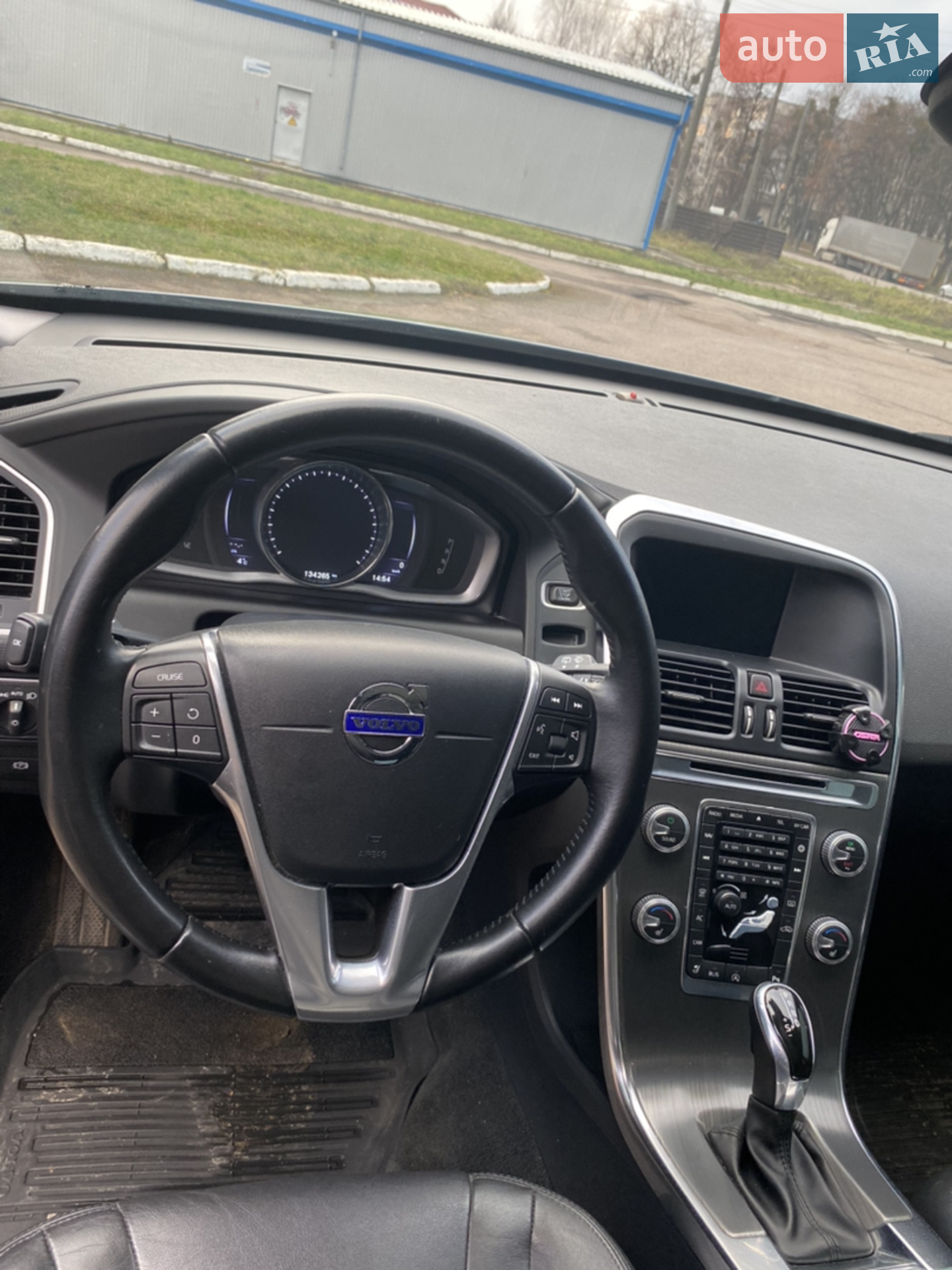 2016 Volvo XC60 - мініатюра 11