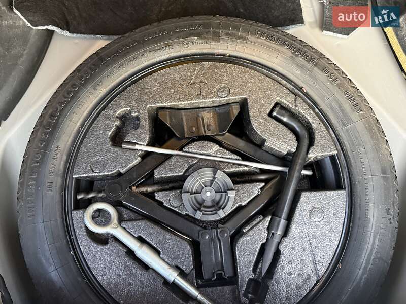 Внедорожник / Кроссовер Volvo XC60 2012 в Киеве