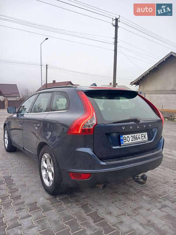 Внедорожник / Кроссовер Volvo XC60 2009 в Теребовле