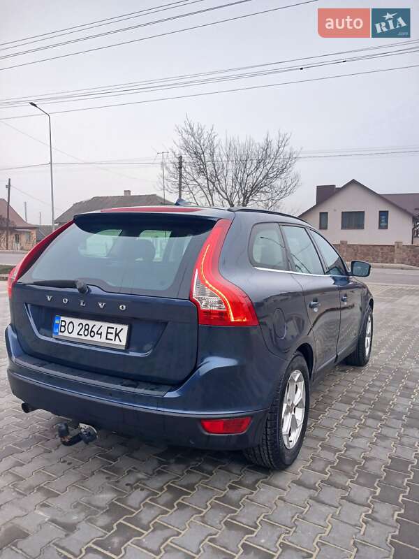 Внедорожник / Кроссовер Volvo XC60 2009 в Теребовле