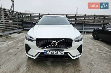 Внедорожник / Кроссовер Volvo XC60 2024 в Киеве