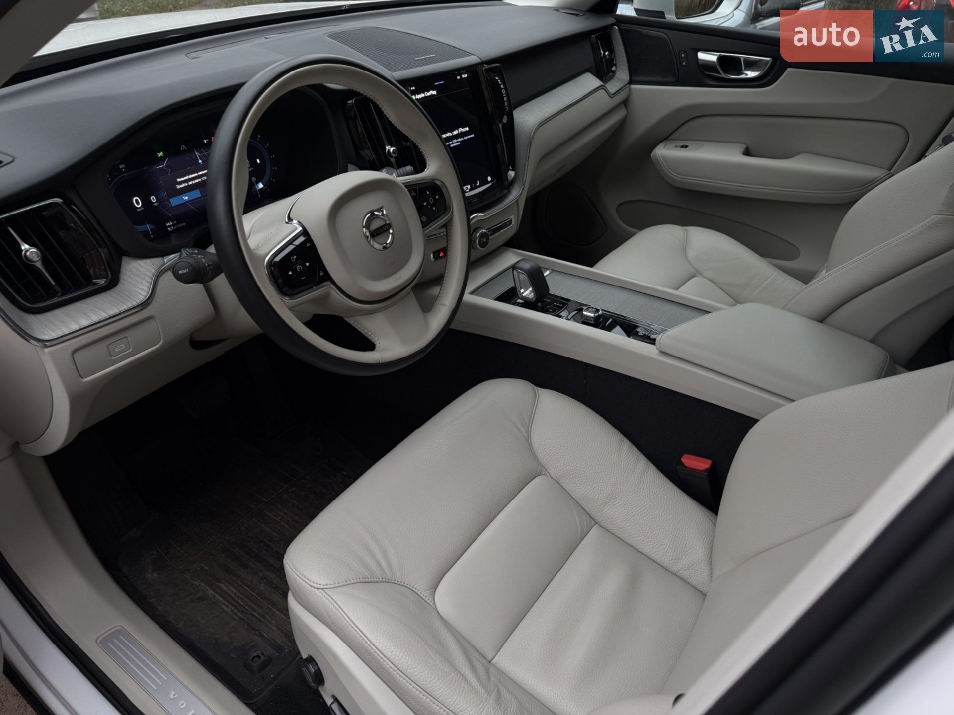 2022 Volvo XC60 - мініатюра 11