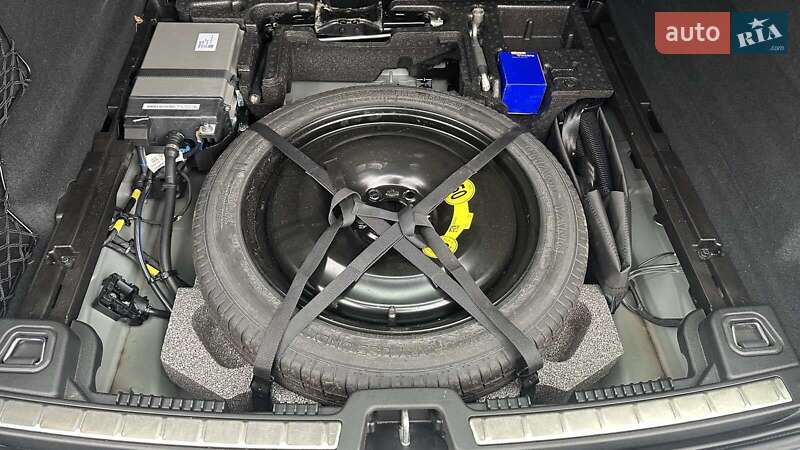 Внедорожник / Кроссовер Volvo XC60 2023 в Киеве