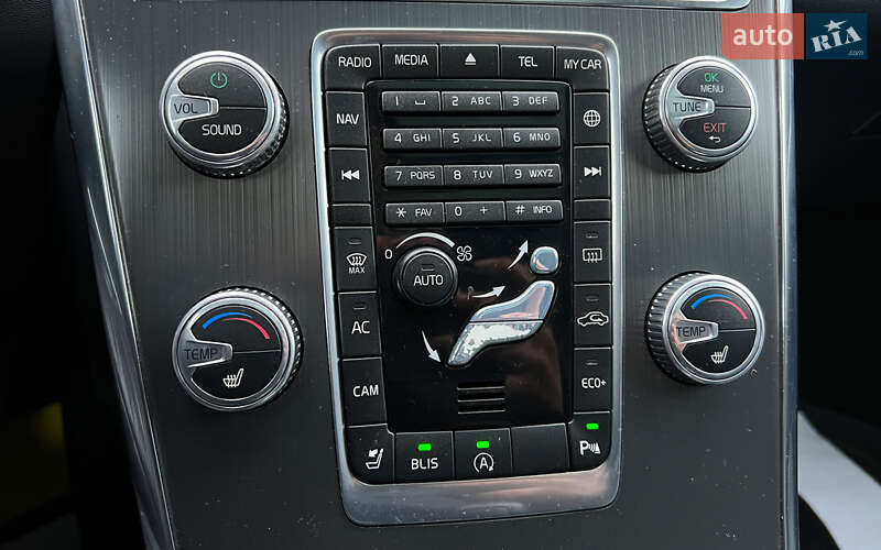 Позашляховик / Кросовер Volvo XC60 2016 в Львові