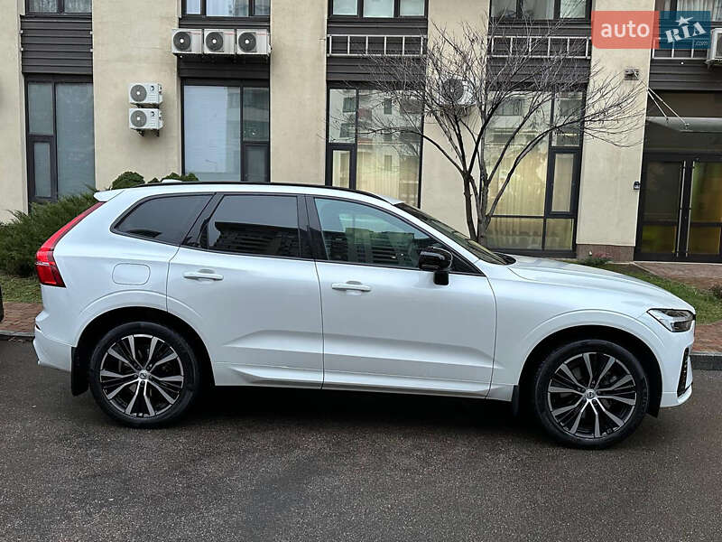 Внедорожник / Кроссовер Volvo XC60 2022 в Киеве фото 6 Внедорожник / Кроссовер Volvo XC60 2022 в Киеве