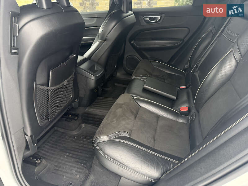 Позашляховик / Кросовер Volvo XC60 2017 в Рівному