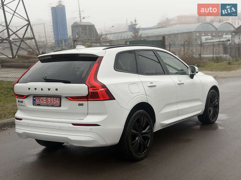 Позашляховик / Кросовер Volvo XC60 2022 в Львові