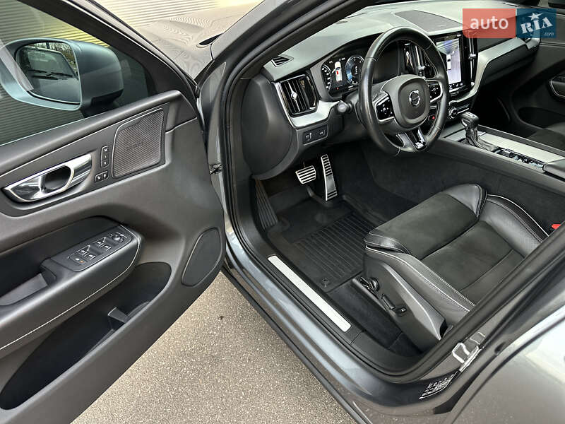 Позашляховик / Кросовер Volvo XC60 2018 в Києві