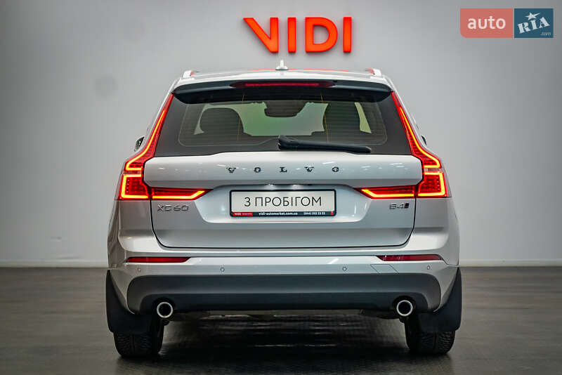 Внедорожник / Кроссовер Volvo XC60 2021 в Киеве