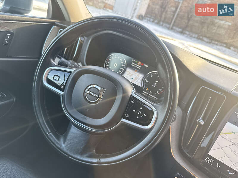 Внедорожник / Кроссовер Volvo XC60 2018 в Дубно фото 33 Внедорожник / Кроссовер Volvo XC60 2018 в Дубно