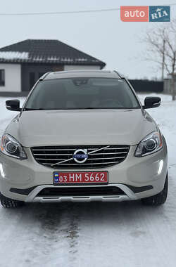 Внедорожник / Кроссовер Volvo XC60 2017 в Владимире