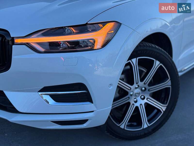 Внедорожник / Кроссовер Volvo XC60 2018 в Ровно