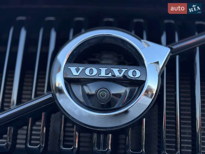 Внедорожник / Кроссовер Volvo XC60 2018 в Ровно