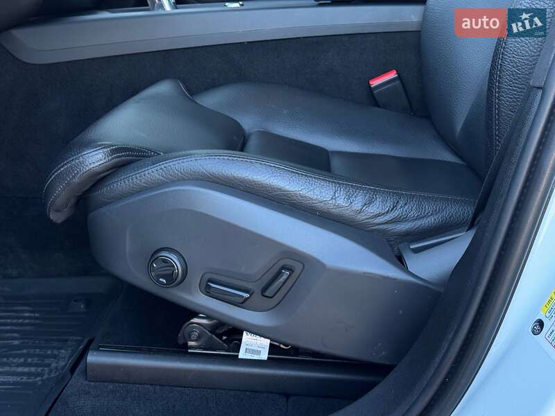 Внедорожник / Кроссовер Volvo XC60 2018 в Ровно