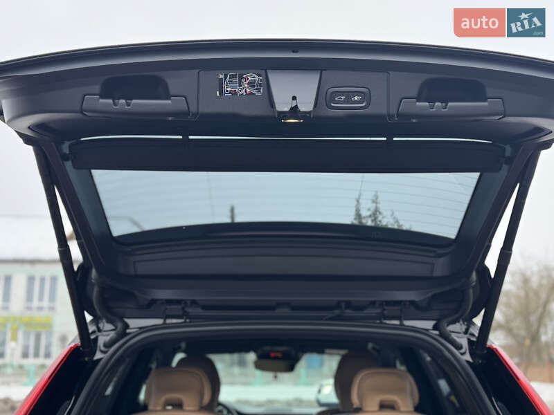 Внедорожник / Кроссовер Volvo XC60 2018 в Лопатине фото 22 Внедорожник / Кроссовер Volvo XC60 2018 в Лопатине