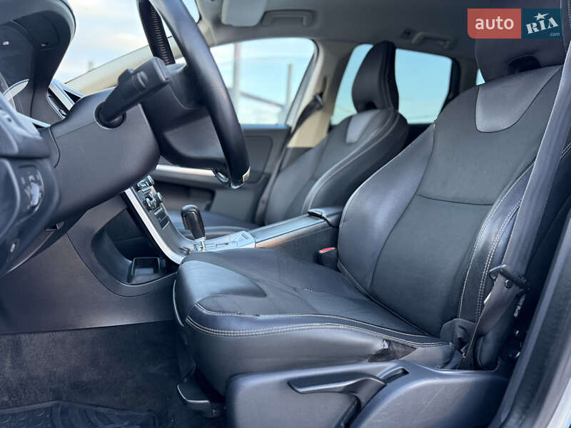 Внедорожник / Кроссовер Volvo XC60 2009 в Ивано-Франковске