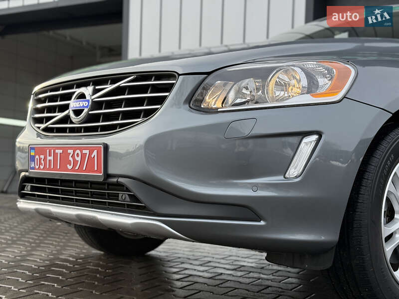 Внедорожник / Кроссовер Volvo XC60 2015 в Владимире