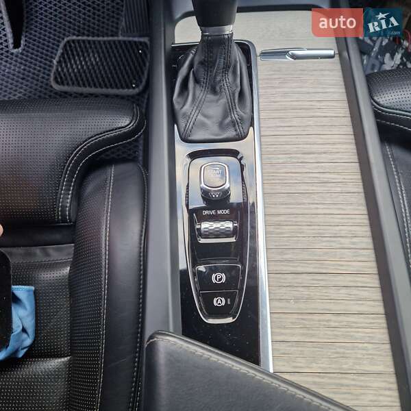 Внедорожник / Кроссовер Volvo XC60 2018 в Николаеве фото 30 Внедорожник / Кроссовер Volvo XC60 2018 в Николаеве