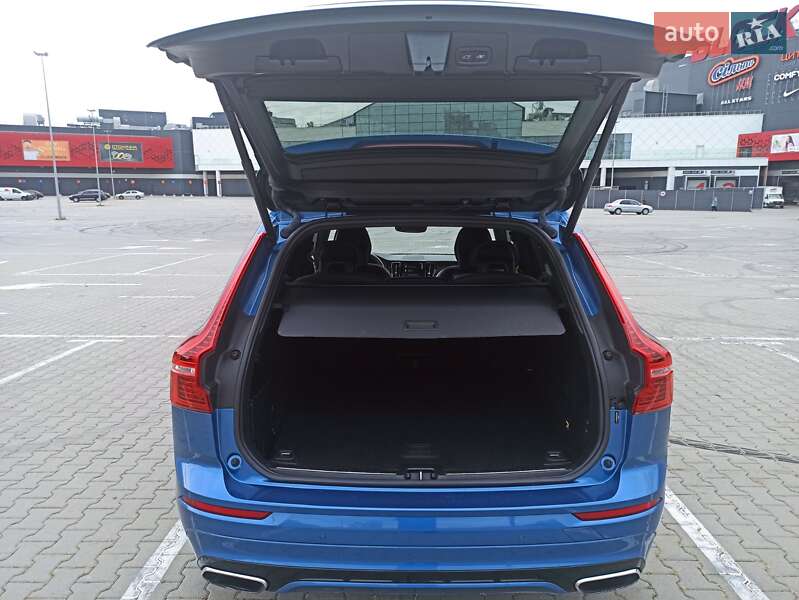 Внедорожник / Кроссовер Volvo XC60 2018 в Киеве