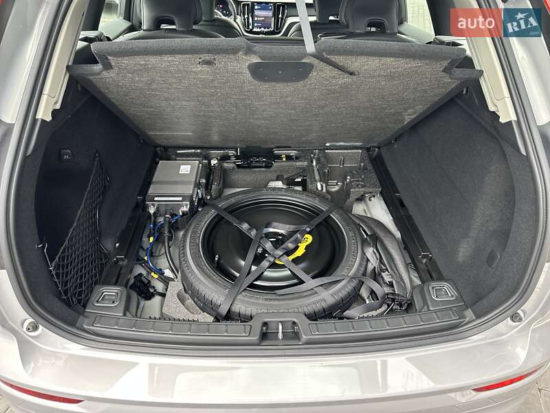 Внедорожник / Кроссовер Volvo XC60 2023 в Одессе