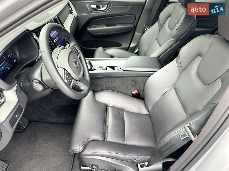 Внедорожник / Кроссовер Volvo XC60 2023 в Одессе