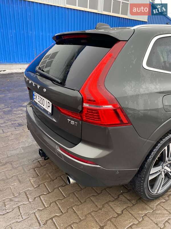 Внедорожник / Кроссовер Volvo XC60 2018 в Ровно