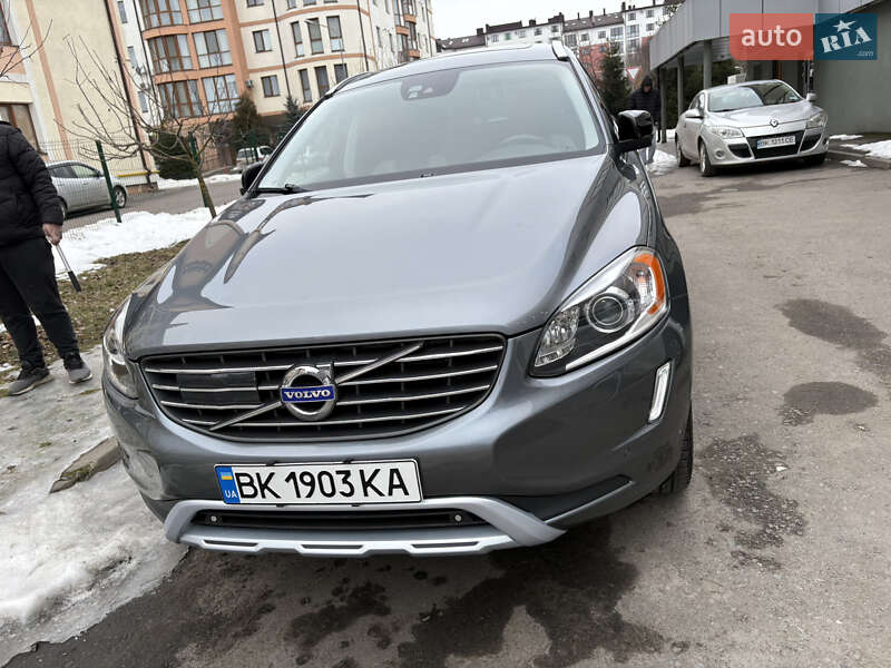 Внедорожник / Кроссовер Volvo XC60 2016 в Ровно