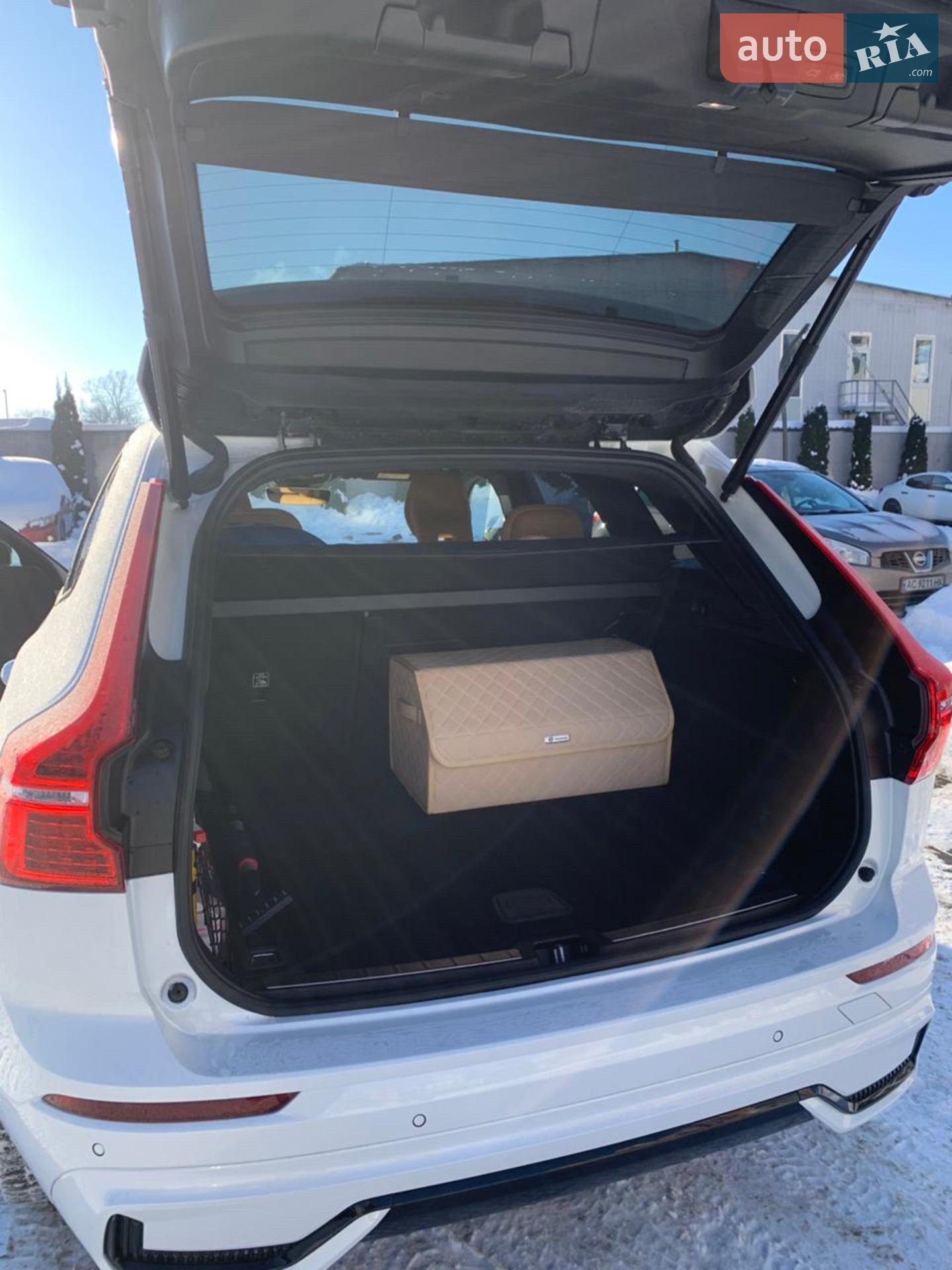 2023 Volvo XC60 - мініатюра 19
