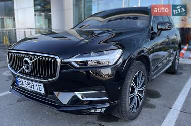 Внедорожник / Кроссовер Volvo XC60 2017 в Киеве