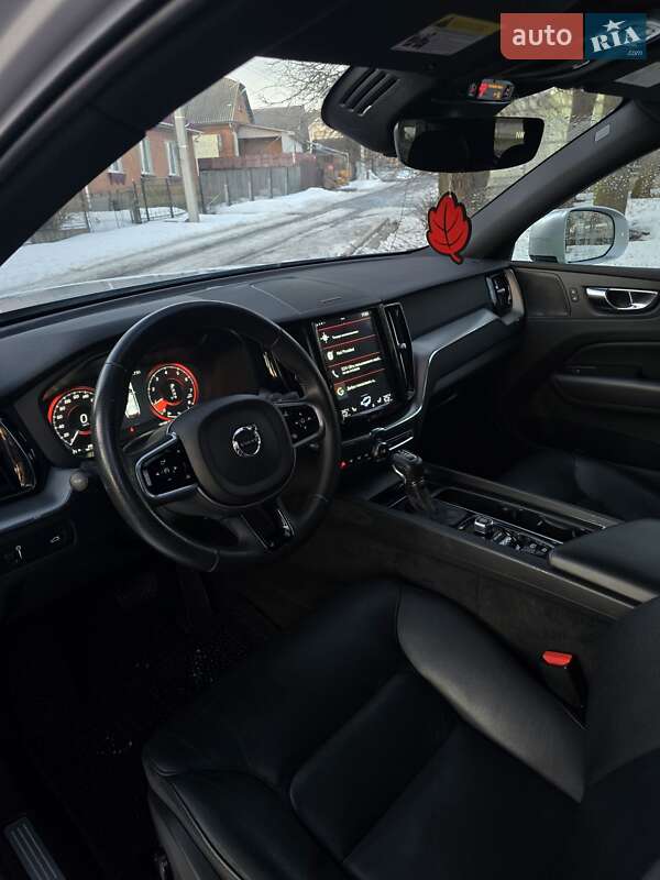 Внедорожник / Кроссовер Volvo XC60 2018 в Хмельницком