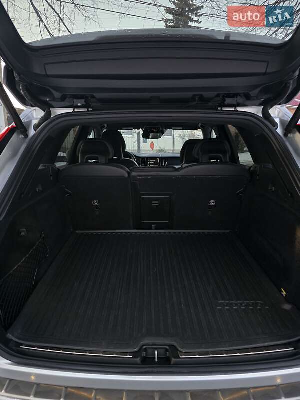 Внедорожник / Кроссовер Volvo XC60 2018 в Хмельницком