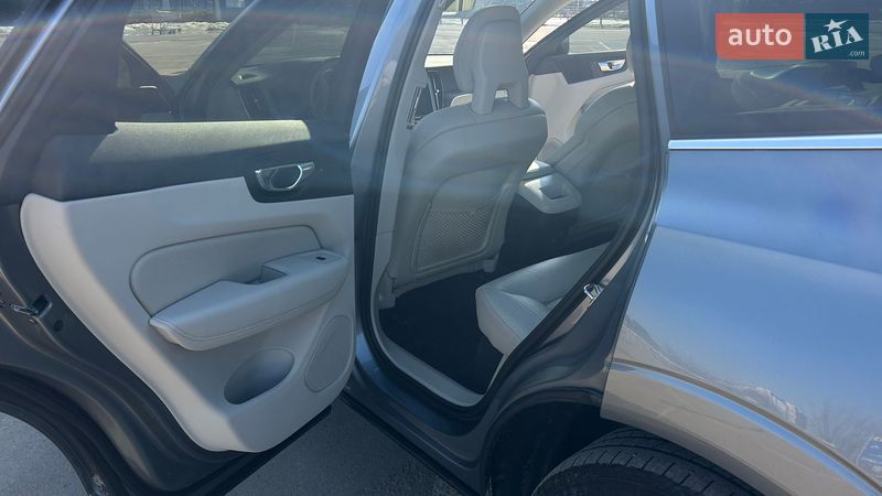 Внедорожник / Кроссовер Volvo XC60 2018 в Ивано-Франковске