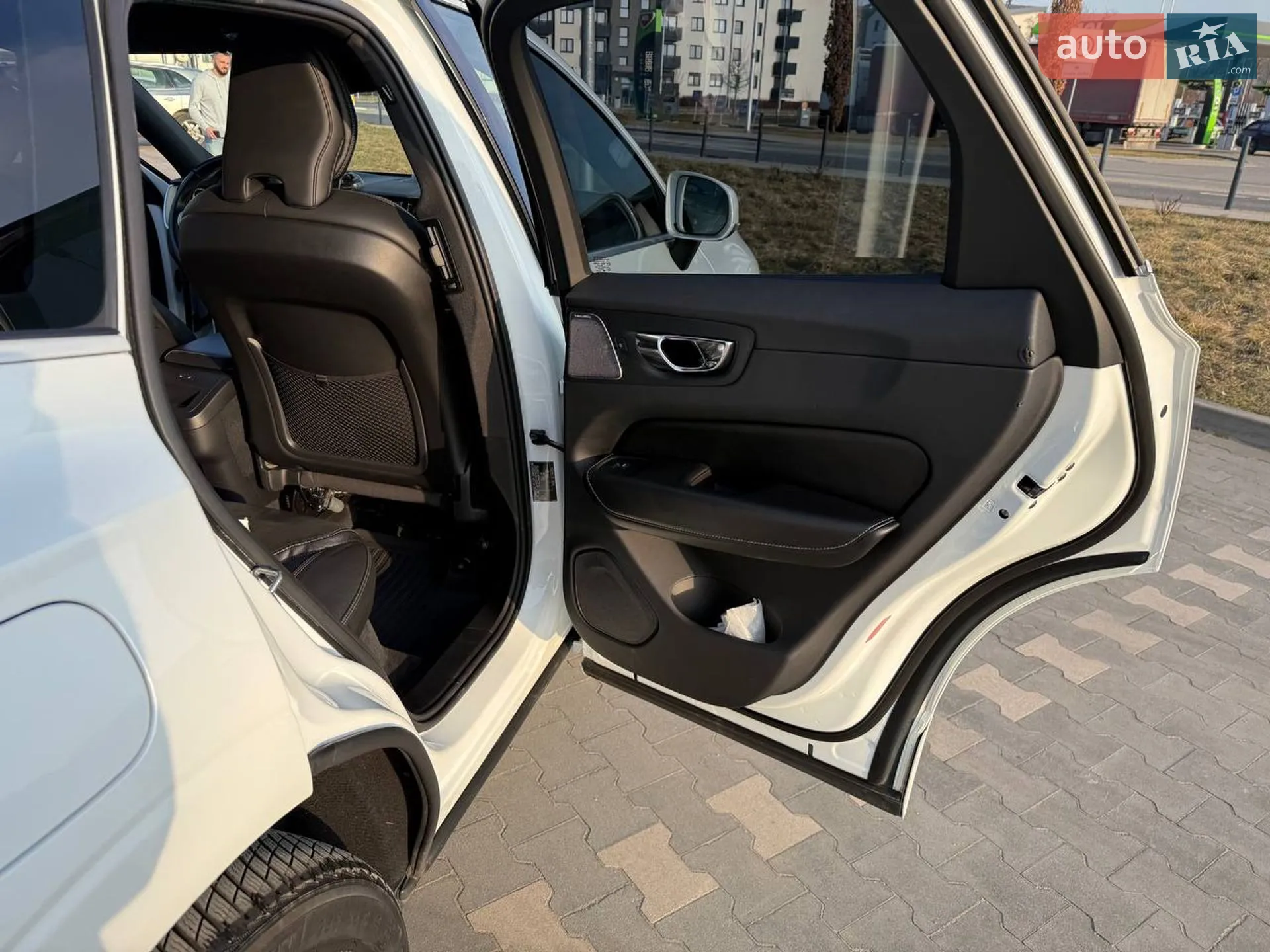 2018 Volvo XC60 - мініатюра 13