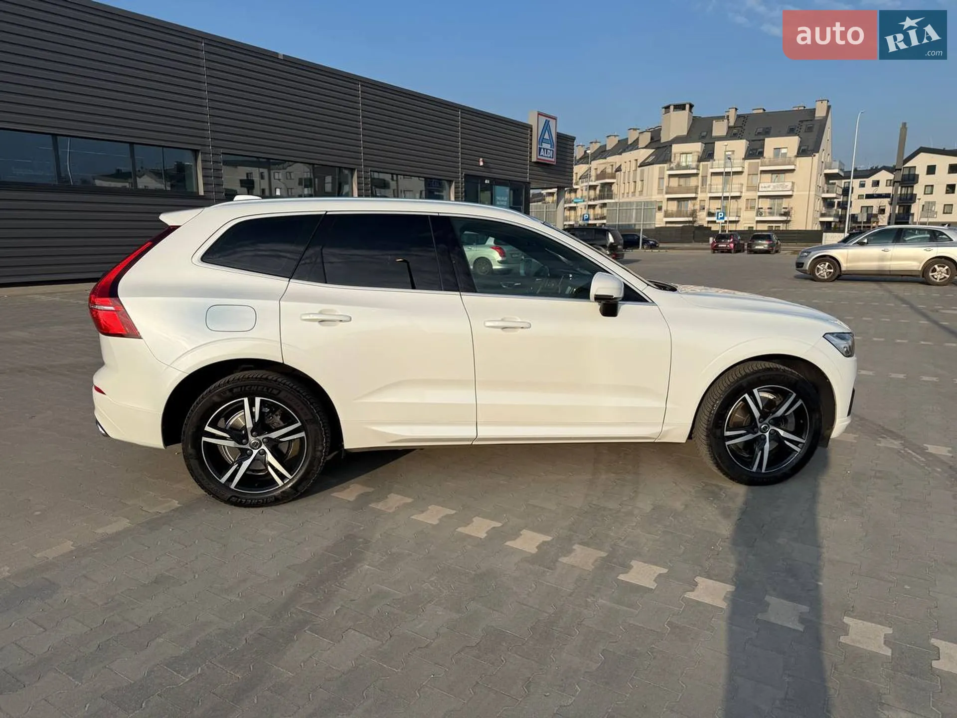 2018 Volvo XC60 - мініатюра 5