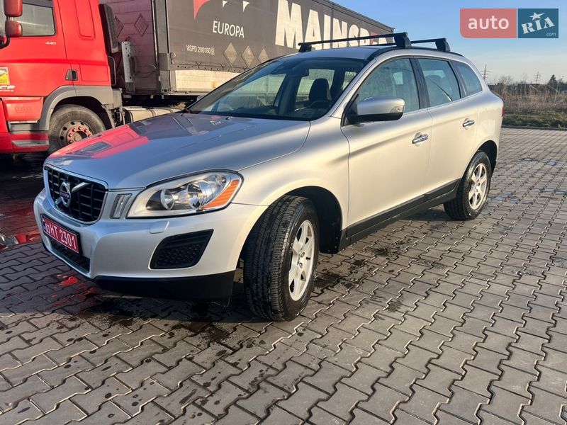 Позашляховик / Кросовер Volvo XC60 2010 в Луцьку